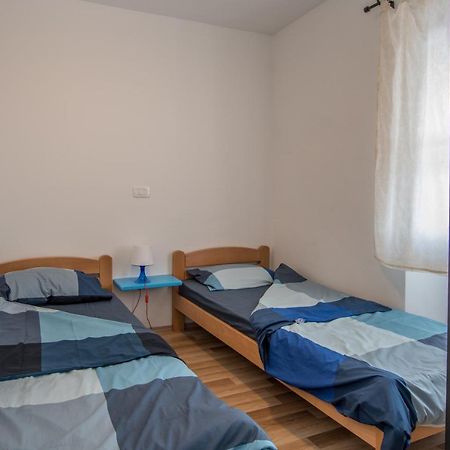App Jadranka Apartamento Umag Exterior foto