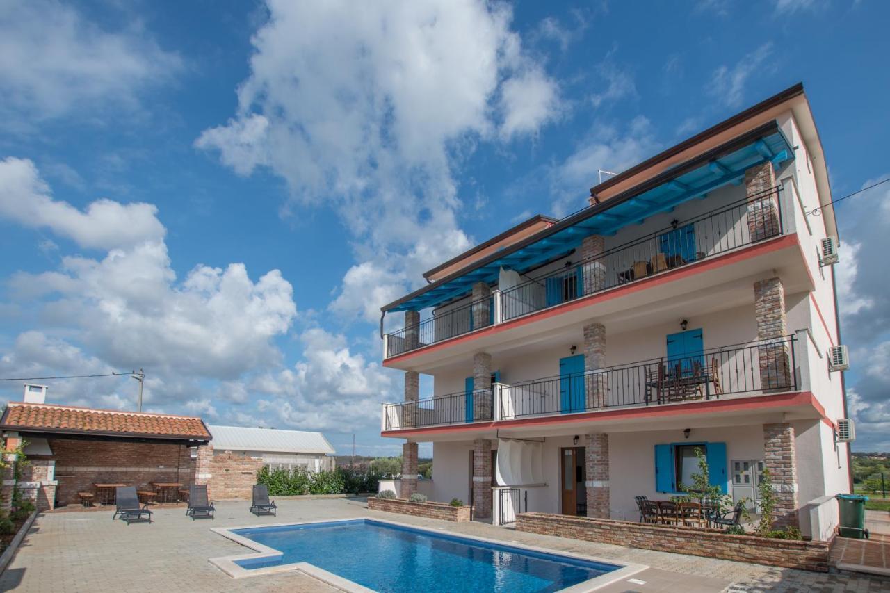 App Jadranka Apartamento Umag Exterior foto